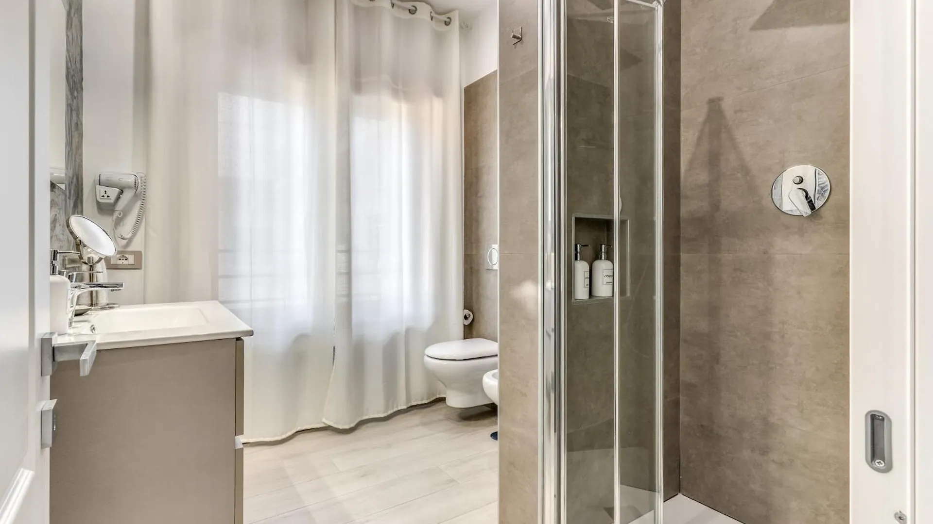 Guest house Marmolo Room Naples Italy