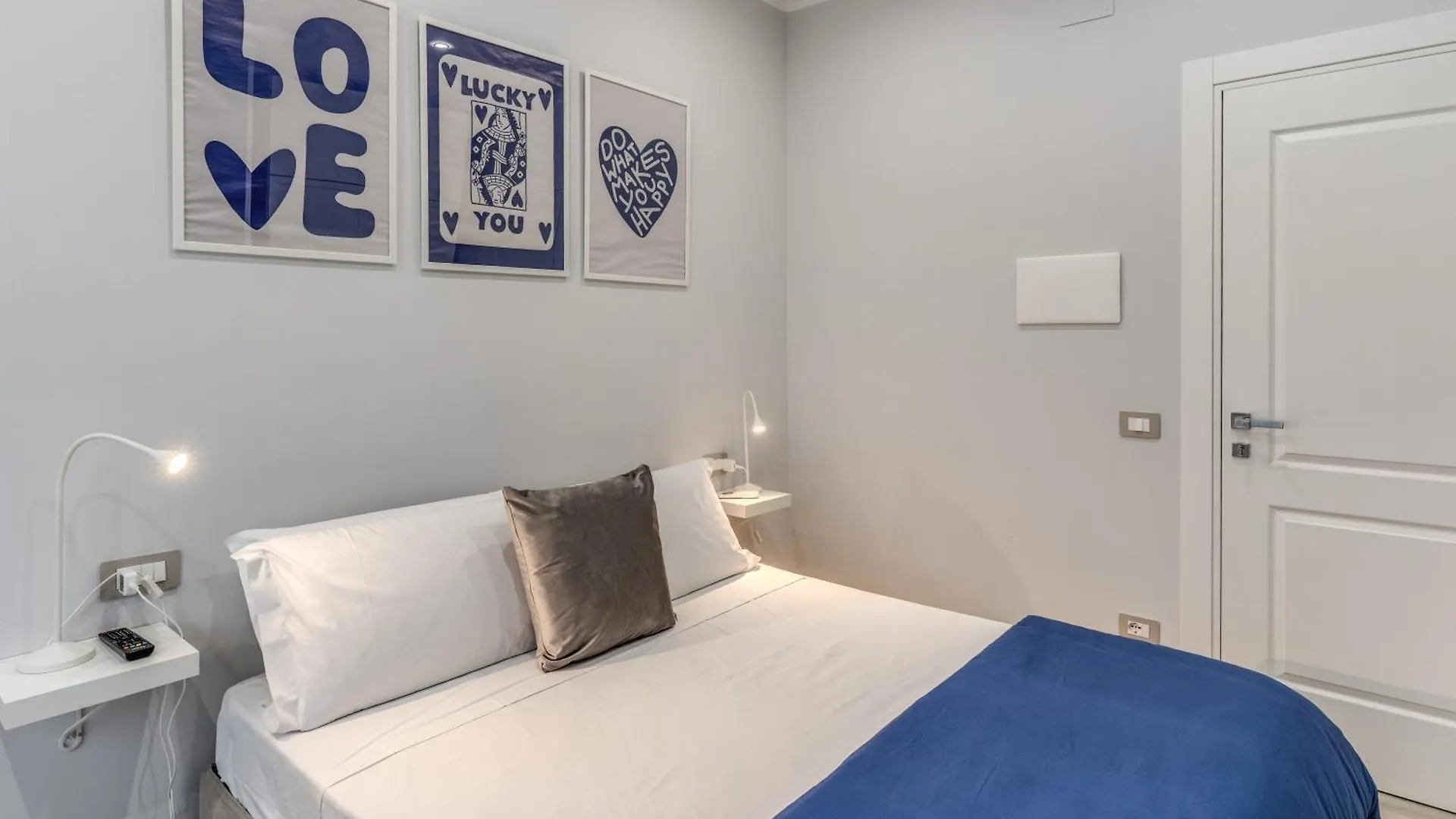 Marmolo Room Naples 0*,